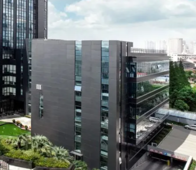 台州地坪工程浅析：环氧地坪与耐磨地坪施工工艺差异对比